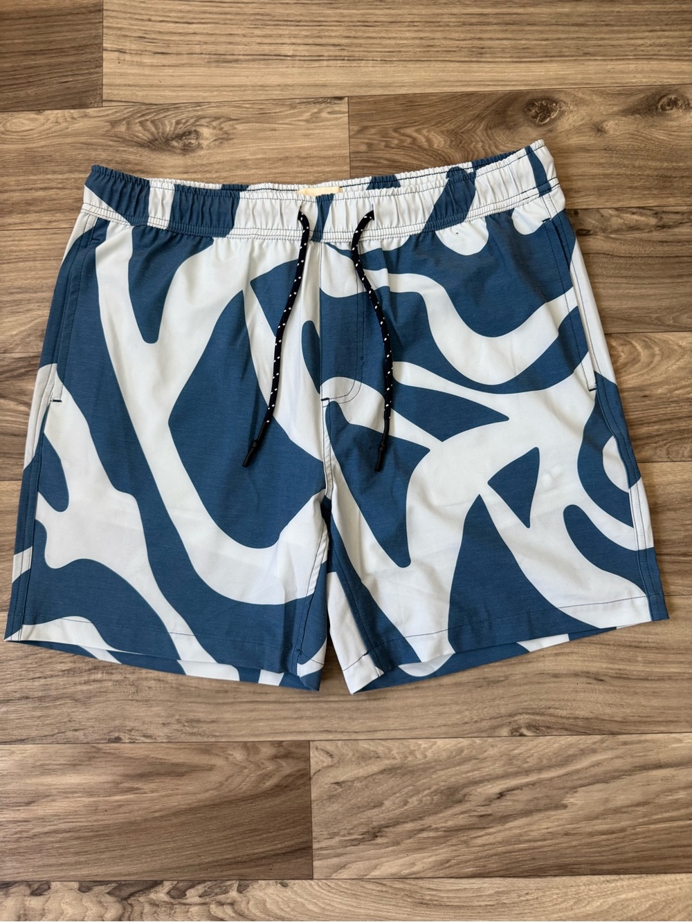 NWT Surfside Supply Jimmy Lined Volley Swim Trunks Size Large